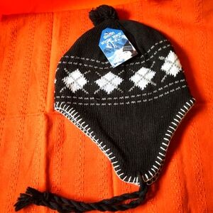 Griffin Women's Acrylic Beanie with Ear Flaps OSFM Multicolored NWT Winter Cozy